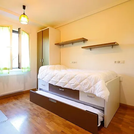 Junto A Aizkorri Appartement *